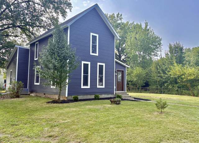 Property at 1401 N Center St, Lima, OH 45801, 3 beds, 1 bath
