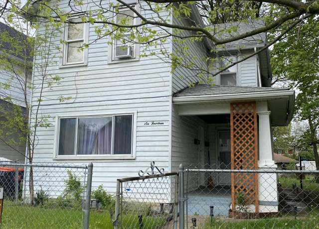 Property at 614 Sherman Ave, Springfield, OH 45503, 2 beds, 2 baths