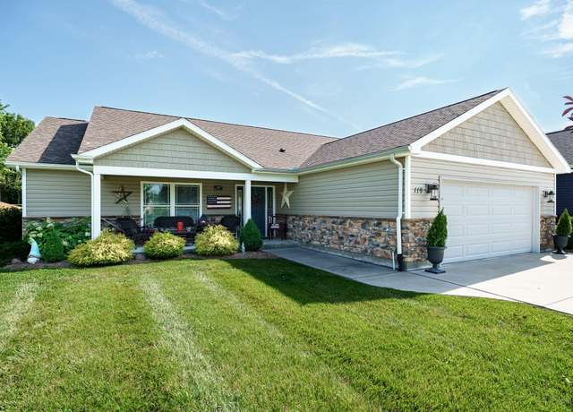Property at 119 Hill Cir, Englewood, OH 45322, 3 beds, 2 baths