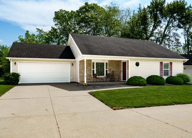 Property at 600 Fenview Dr, New Carlisle, OH 45344, 2 beds, 2 baths