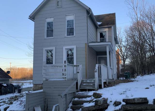 Property at 360 Gallagher St, Springfield, OH 45505, 3 beds, 1.5 baths