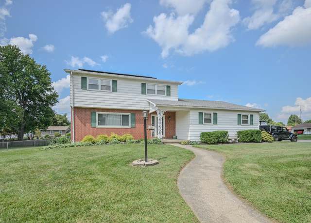 Property at 2677 Carousel Dr, Springfield, OH 45503, 3 beds, 2.5 baths