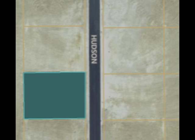 Property at 305 Hudson Dr, Jackson Center, OH 45334