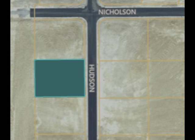Property at 303 Hudson Dr, Jackson Center, OH 45334