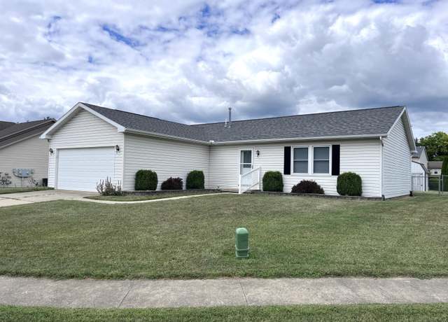 Property at 1034 Eleanor Ave, Piqua, OH 45356, 3 beds, 2 baths