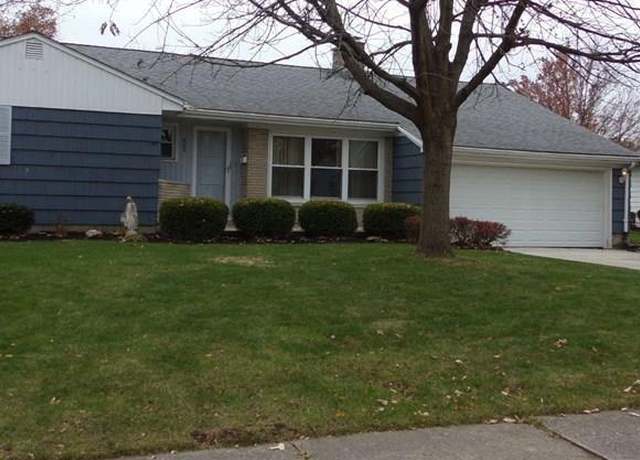 Property at 825 Dorothy Ln, Saint Marys, OH 45885, 3 beds, 1.5 baths