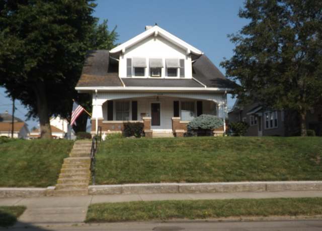 Property at 220 S Wayne St, Piqua, OH 45356, 4 beds, 2.5 baths