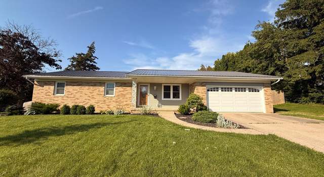 Photo of 635 Dushane Dr, Bellefontaine, OH 43311