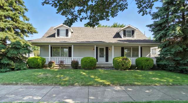 Photo of 402 E Mechanic St, Wapakoneta, OH 45895
