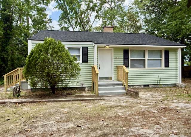 Property at 2811 FAIRMONT St, Augusta, GA 30906, 2 beds, 1 bath