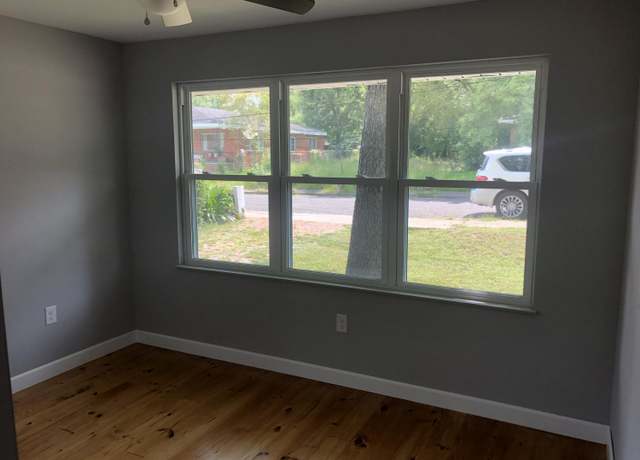 Property at 1027 Seventh, Augusta, GA 30901, 3 beds, 1 bath