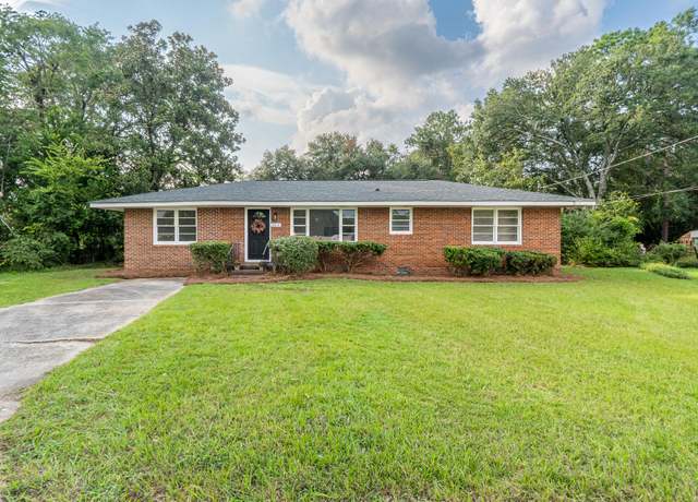 Property at 2618 Providence, Augusta, GA 30904, 3 beds, 2 baths