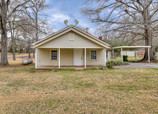 Property at 504 RAILROAD, Mccormick, SC 29835, 2 beds, 1 bath