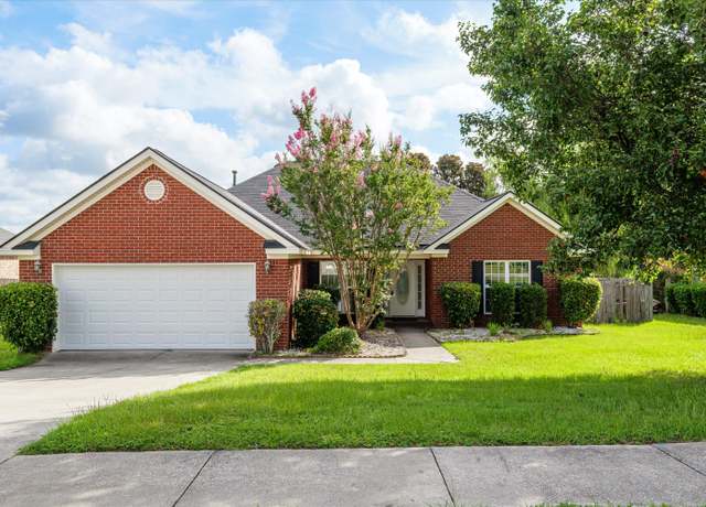 Property at 698 Cumberland, Grovetown, GA 30813, 4 beds, 2 baths