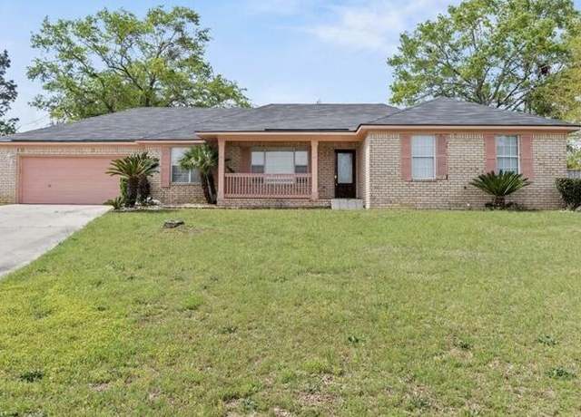 Property at 3951 Crest Dr, Hephzibah, GA 30815, 3 beds, 2 baths