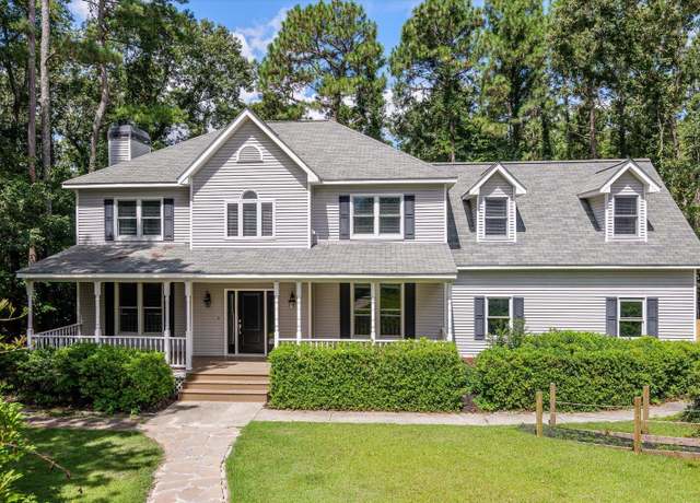 Property at 104 W Midlothian, Aiken, SC 29803, 4 beds, 2.5 baths