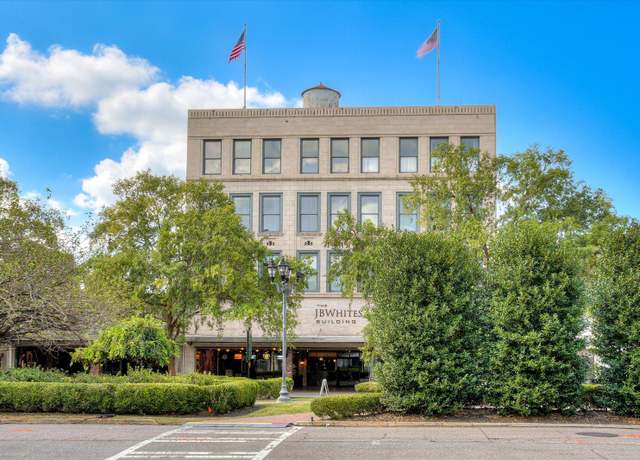 Property at 936 BROAD #214, Augusta, GA 30901, 2 beds, 2 baths