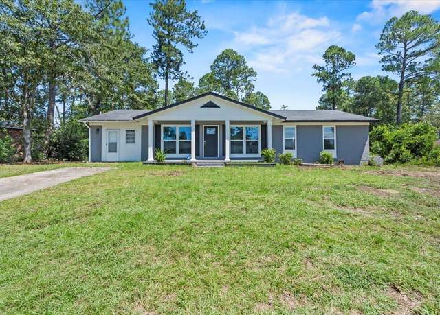 Property at 1710 Fairwood, Augusta, GA 30909, 4 beds, 1.5 baths