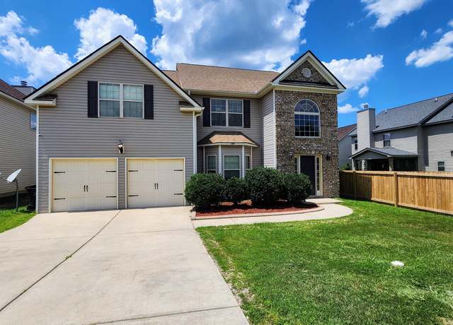 Property at 2806 Huntcliffe, Augusta, GA 30909, 5 beds, 3 baths