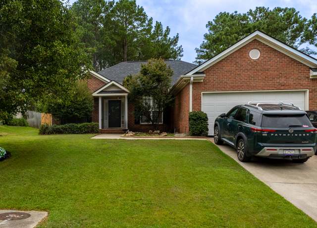 Property at 1944 Shoreline Dr, Grovetown, GA 30813, 4 beds, 2 baths