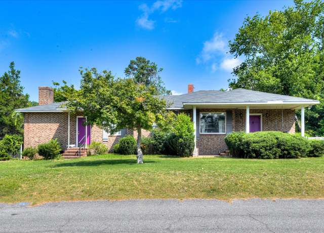 Property at 321 2nd, North Augusta, SC 29841, 2 beds, 2 baths