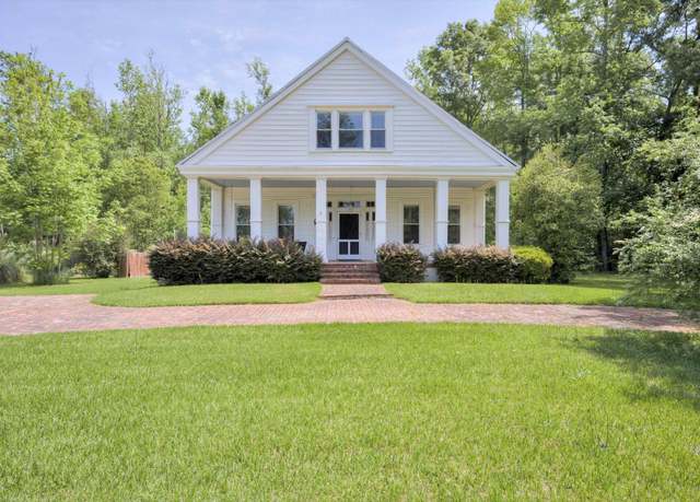 Property at 800 SALEM Rd, Thomson, GA 30824, 4 beds, 3 baths