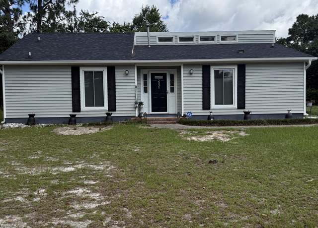 Property at 2331 Travis Pines Dr, Augusta, GA 30906, 3 beds, 2 baths
