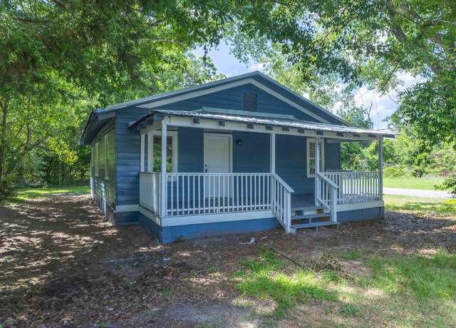 Property at 547 NE Horry, Aiken, SC 29801, 3 beds, 2 baths