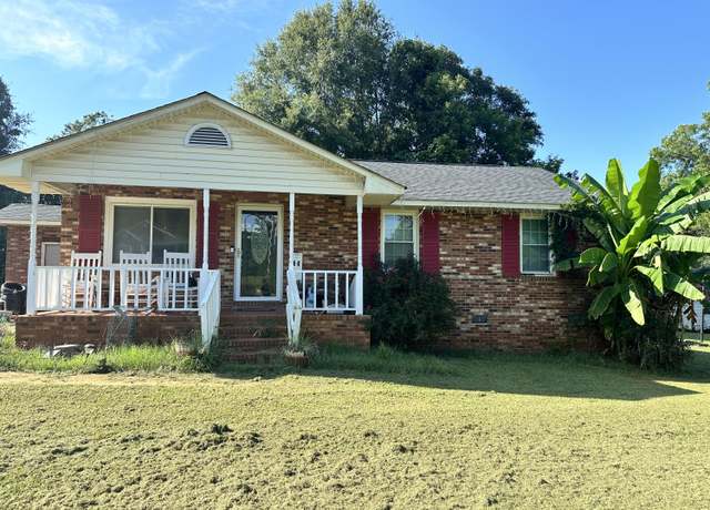 Property at 210 GILCHRIST, Mccormick, SC 29835, 3 beds, 1.5 baths
