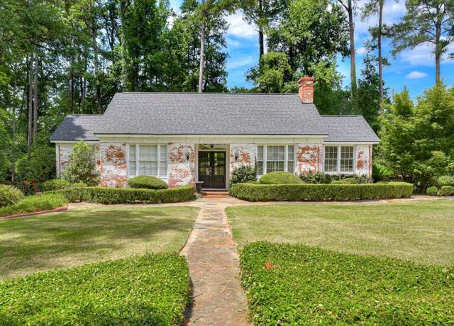 Property at 3017 FOX Spg, Augusta, GA 30909, 4 beds, 3.5 baths