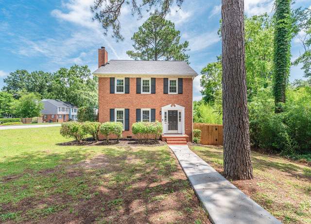 Property at 2421 Castlewood Dr, Augusta, GA 30904, 3 beds, 2 baths