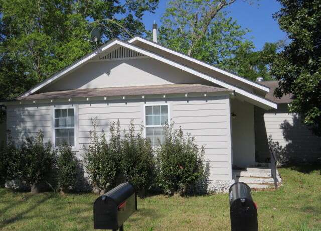 Property at 1937 HAYNIE, Augusta, GA 30904, 3 beds, 2 baths