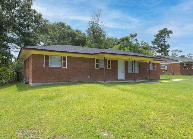 Property at 2477 Dublin, Augusta, GA 30906, 3 beds, 1.5 baths