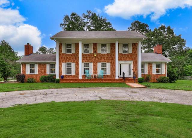 Property at 711 Augusta Street Ext, Mccormick, SC 29835, 3 beds, 3.5 baths