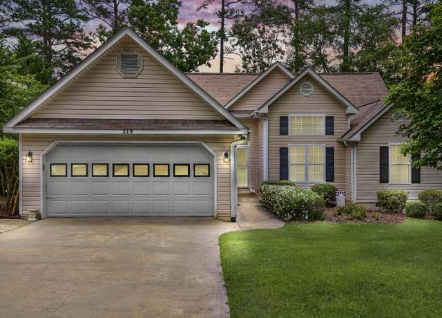 Property at 219 Fairway, Mccormick, SC 29835, 3 beds, 2 baths