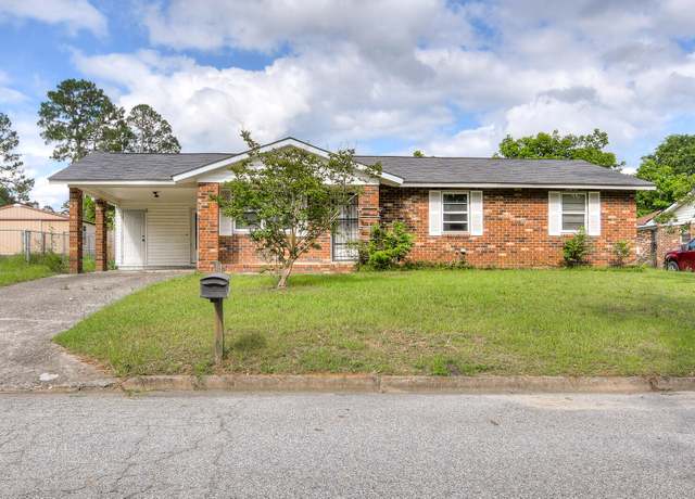 Property at 221 Palmetto, Martinez, GA 30907, 3 beds, 2 baths