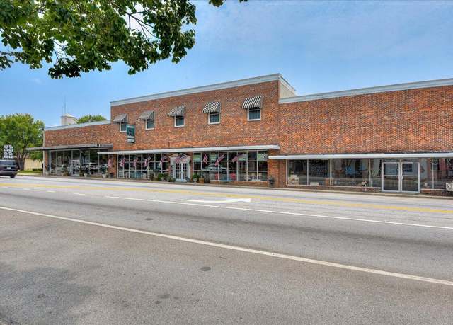 Property at 114 W SIXTH, Waynesboro, GA 30830, 2 beds, 3 baths