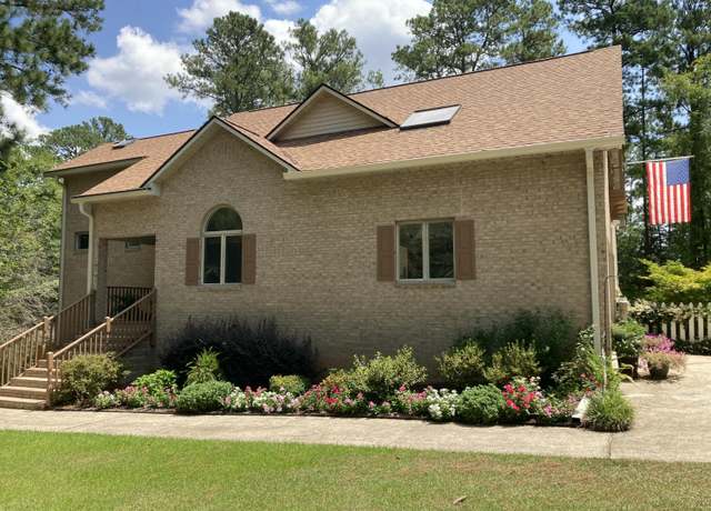 Property at 320 Vista, Mccormick, SC 29835, 3 beds, 4 baths