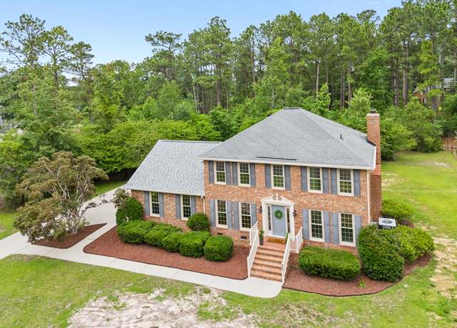 Property at 2232 Beaver Crk, Aiken, SC 29803, 4 beds, 2.5 baths