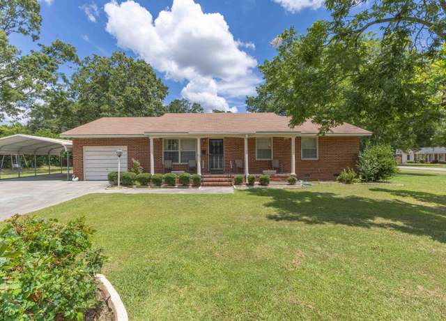 Property at 332 Cleveland St, Thomson, GA 30824, 3 beds, 2 baths