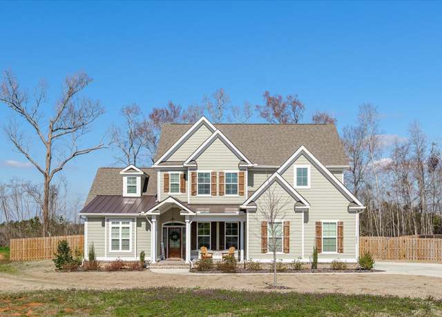 Property at 4052 Highfield Dr, Grovetown, GA 30813, 5 beds, 3.5 baths