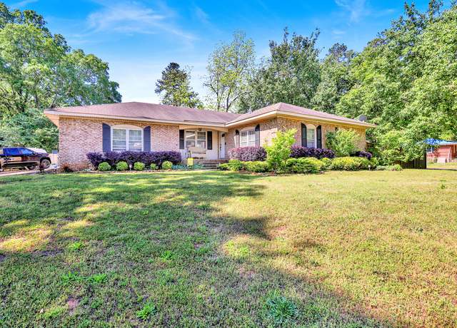 Property at 2530 Springwood, Augusta, GA 30904, 3 beds, 2 baths