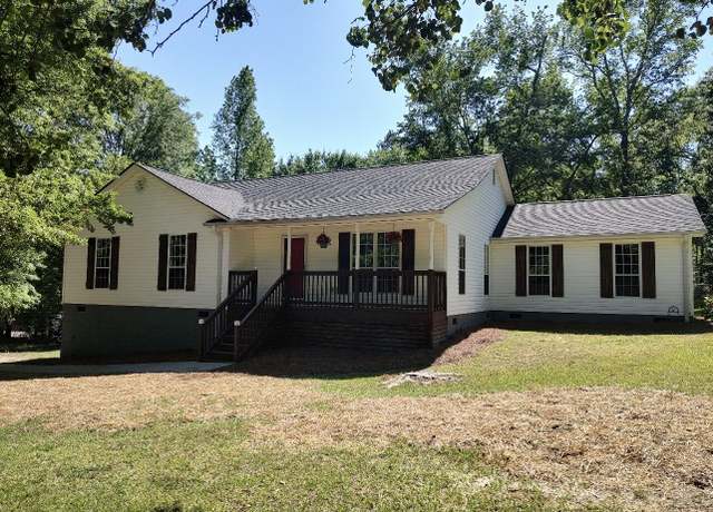 Property at 22 CEDAR Crk, Edgefield, SC 29824, 4 beds, 3 baths