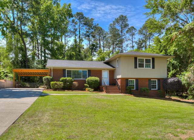 Property at 813 Hammond, North Augusta, SC 29841, 3 beds, 2.5 baths