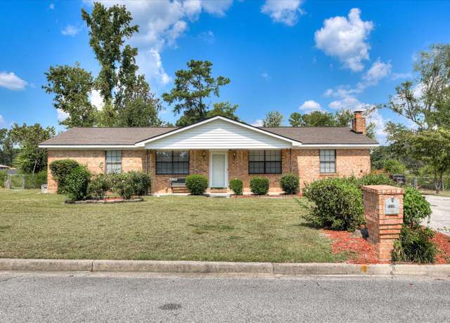 Property at 3323 Ravenwood, Augusta, GA 30907, 3 beds, 2 baths