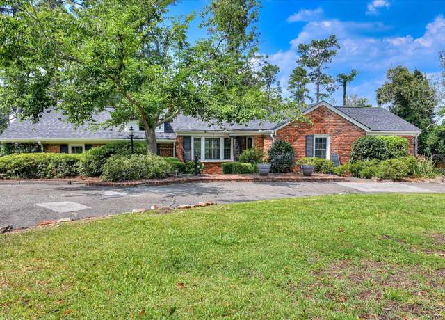 Property at 3043 Lake Frst, Augusta, GA 30909, 5 beds, 3.5 baths