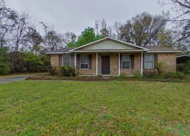Property at 1822 COVINGTON, Augusta, GA 30906, 3 beds, 2 baths