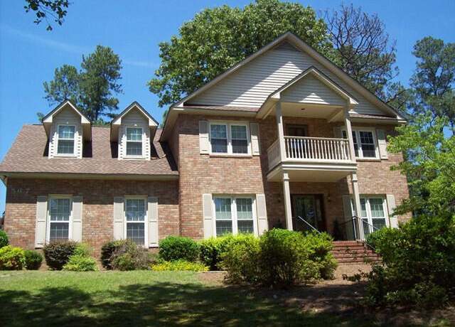 Property at 567 Lakeside, Aiken, SC 29803, 4 beds, 2.5 baths