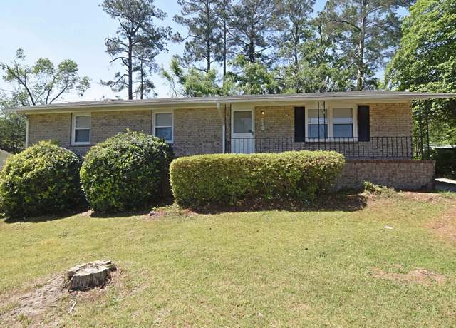 Property at 2341 Ridge Rd, Augusta, GA 30906, 4 beds, 2 baths