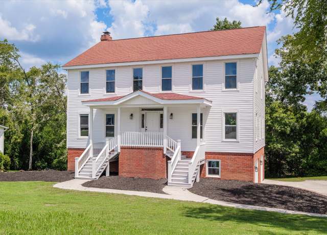 Property at 2720 Boars Head Rd, Augusta, GA 30907, 4 beds, 3.5 baths